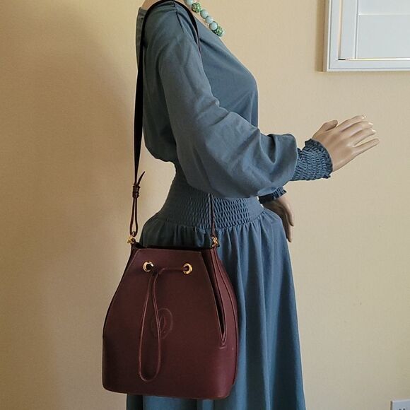 Authentic Les Must De Cartier Shoulder Bag - Picture 3 of 15